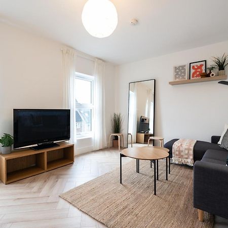 The Battersea Place - Charming 4Bdr Flat London Exterior photo